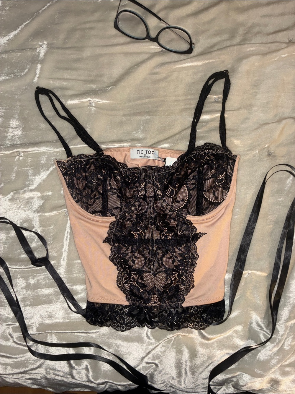Tic Toc Women's Peach Lace-Trim Bustier Crop Top